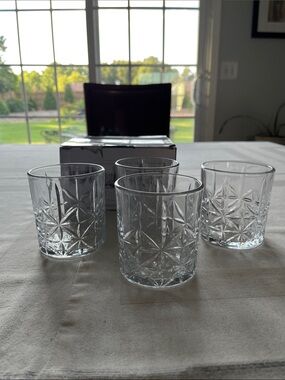 Tribeca 11.5 Cut-Pattern Rocks Glasses - Clear Set of 4